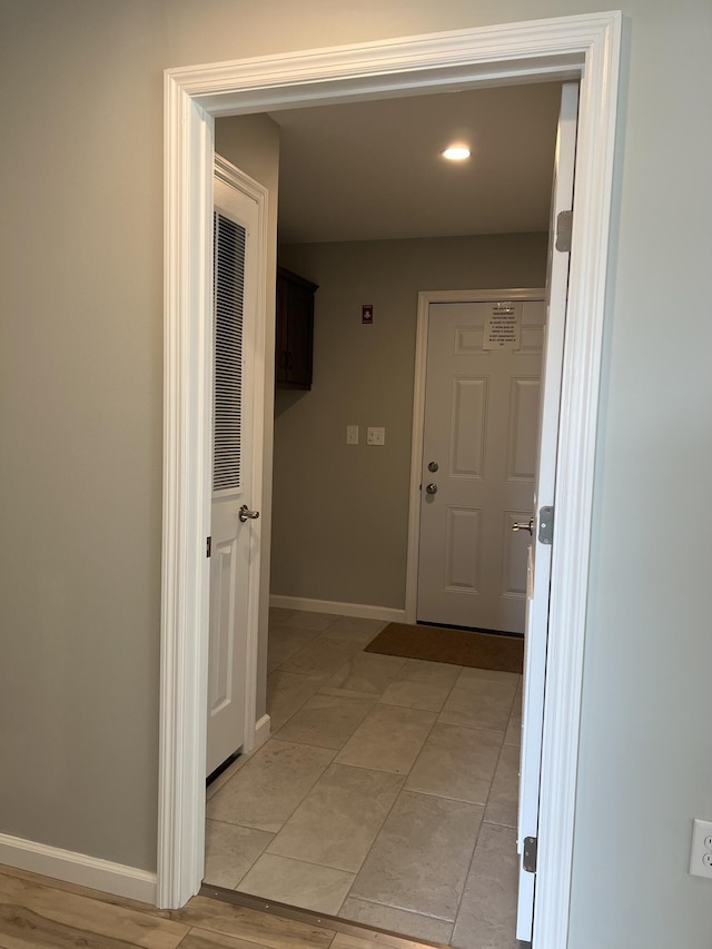 10 Mathew Way, Scarborough, ME 04074 - hall with baseboards
