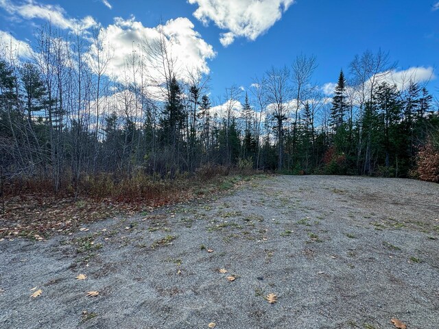 85 Albert Dr, Lincoln, ME 04457