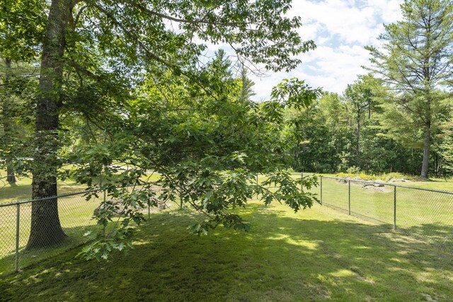610 W Neck Rd, Nobleboro, ME 04555 - view of yard