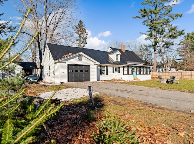 view of front facade featuring a garage