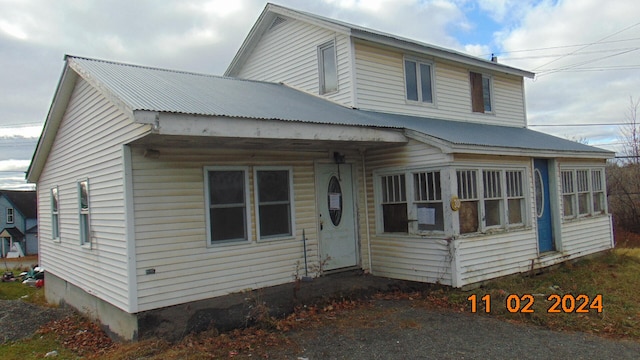 view of front of home