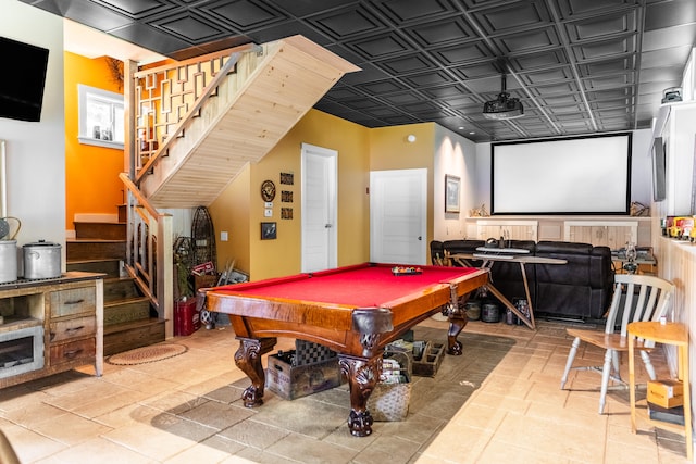 playroom featuring billiards