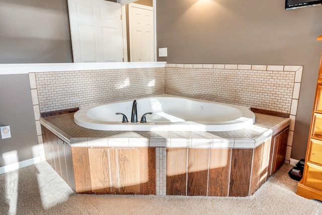 bathroom with a bathtub