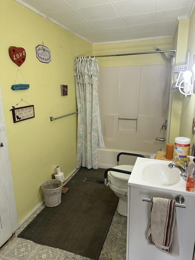 full bathroom with crown molding, shower / bathtub combination with curtain, toilet, and vanity