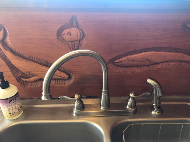 details with sink