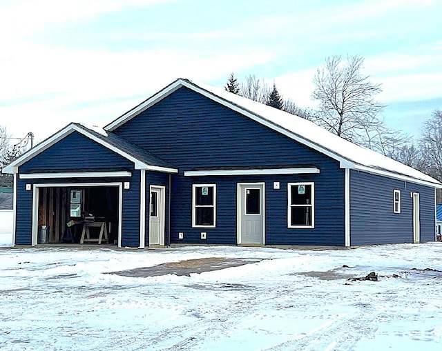 view of front of house