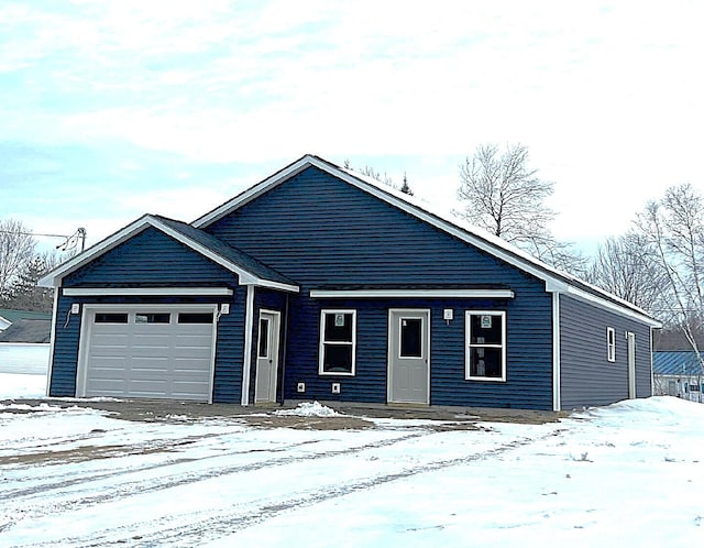 view of front facade with a garage