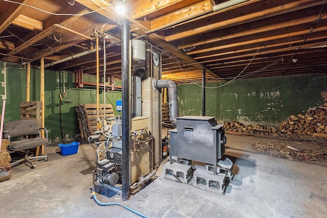 18 Sebasticook Dr, Clinton, ME 04927 - unfinished below grade area with a heating unit