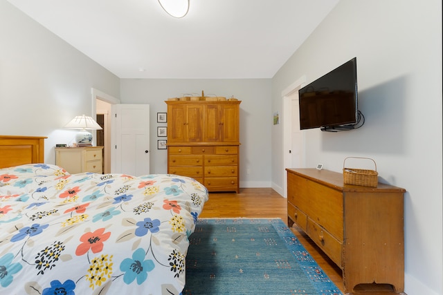 11 Beacon Dr, Brunswick, ME 04011 - bedroom featuring dark hardwood / wood-style flooring