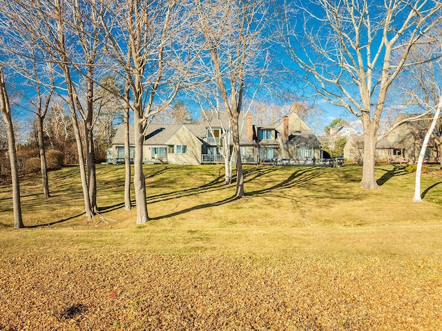 9 Jameson Point Rd Unit 10, Rockland, ME 04841 - view of front of house with a front lawn