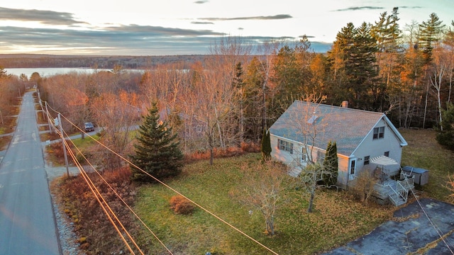 view of aerial view at dusk