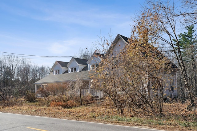 454 N Parish Rd, Turner, ME 04282 - view of side of home