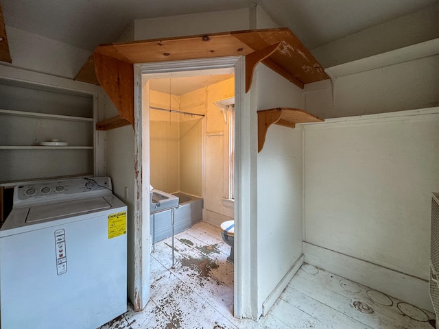 laundry area with washer / clothes dryer