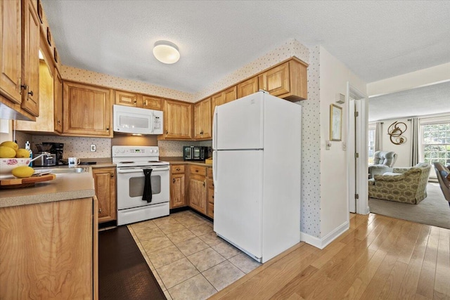 64 Colonial Vlg Unit 64, Falmouth, ME 04105 - photo 17