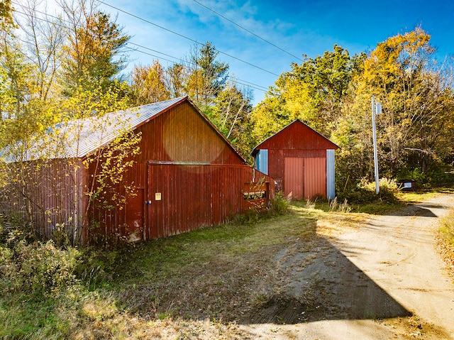 view of outbuilding