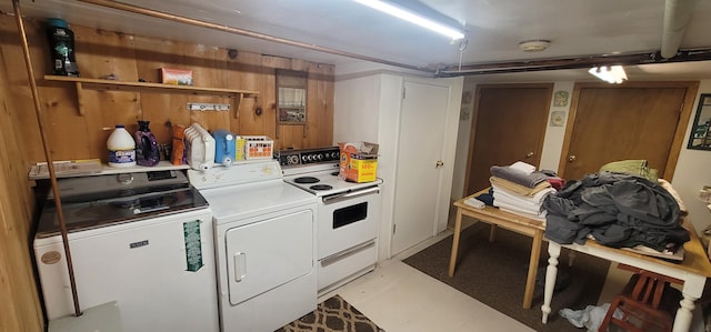 28 Maine Ave, Millinocket, ME 04462 - washroom with washing machine and dryer and light floors