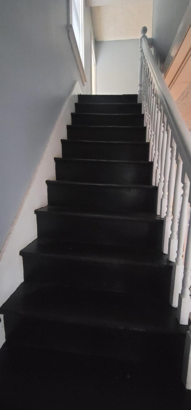28 Maine Ave, Millinocket, ME 04462 - view of staircase