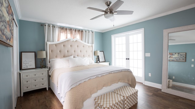 bedroom with ceiling fan, dark hardwood / wood-style flooring, and crown molding