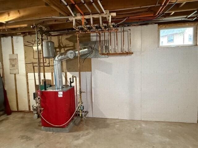 2 Old County Rd, Veazie, ME 04401 - utilities with a heating unit