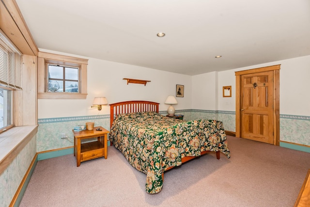 bedroom featuring carpet flooring