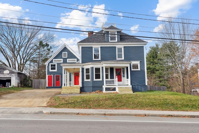 view of front of house featuring a front yard