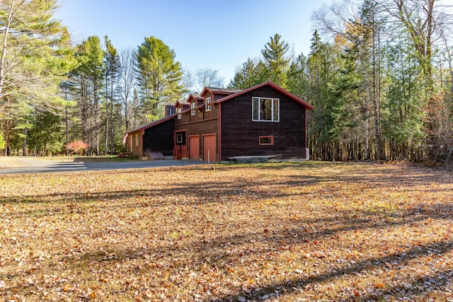 Listing photo 2 for 63 Fields Pond Rd, Holden ME 04429