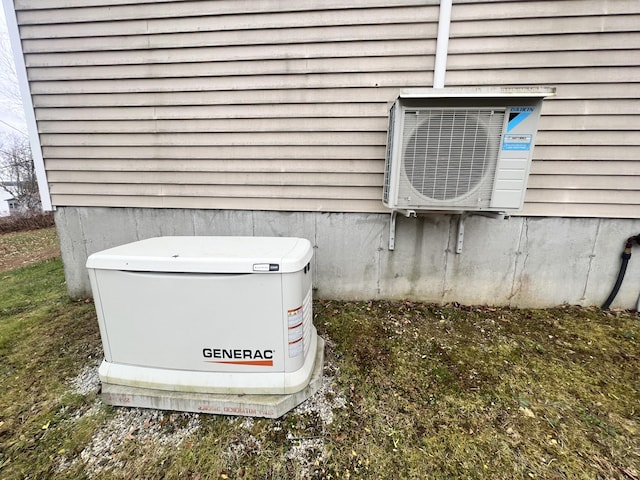 45 Douglas Dr, Newport, ME 04953 - exterior view of a power unit and an ac unit