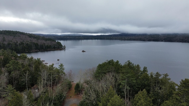 Listing photo 3 for 38A Cottage Shore Dr, Holden ME 04429