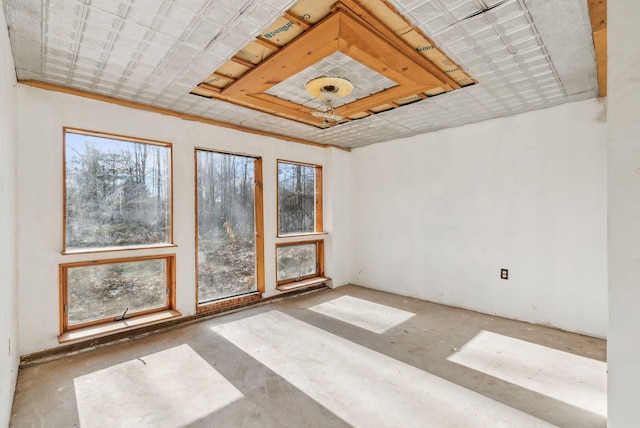 empty room featuring concrete floors