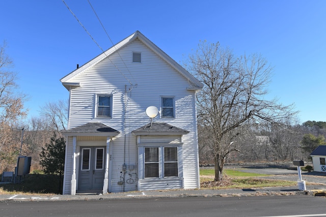 view of front of home