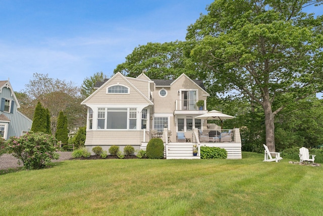 6 Brooks St, Kennebunkport, ME 04046 - rear view of property featuring a balcony and a yard