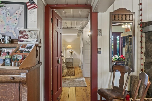 9 Dry Point Dr, Rome, ME 04963 - corridor featuring light hardwood / wood-style floors