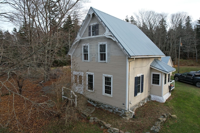 view of property exterior