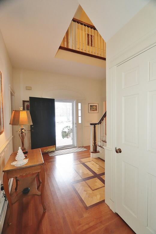 view of entrance foyer