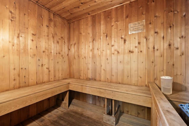 view of sauna / steam room