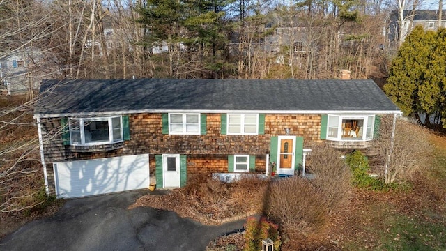 view of front of house featuring a garage