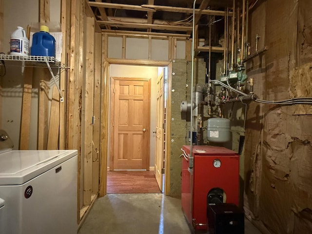 utility room with washer / dryer