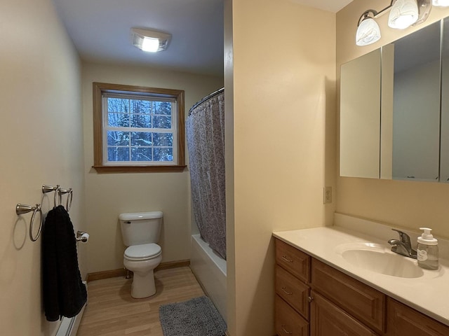 full bathroom with shower / tub combo with curtain, vanity, wood-type flooring, and toilet