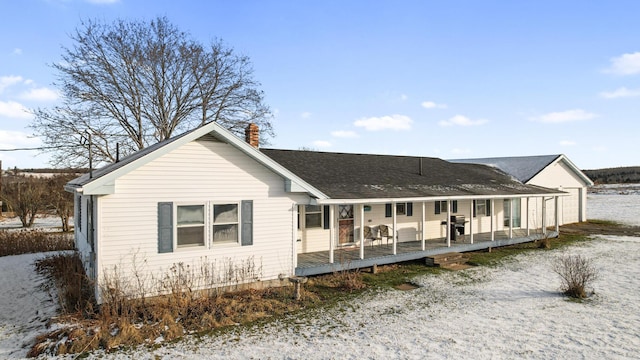 view of front of house featuring a porch