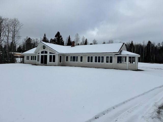 view of front of home