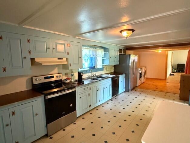 203 Beans Corner Rd, New Sharon, ME 04955 - photo 2