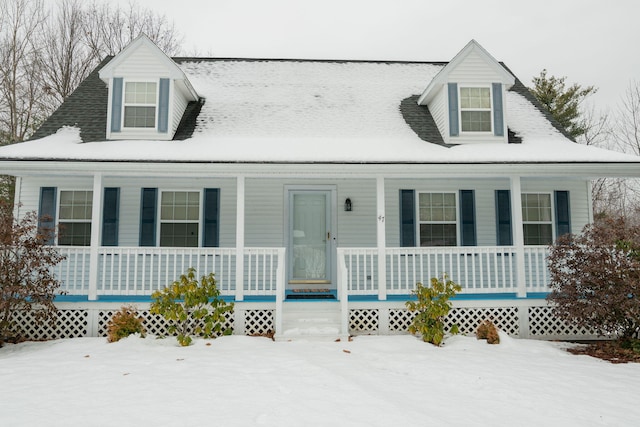 view of front facade featuring covered porch