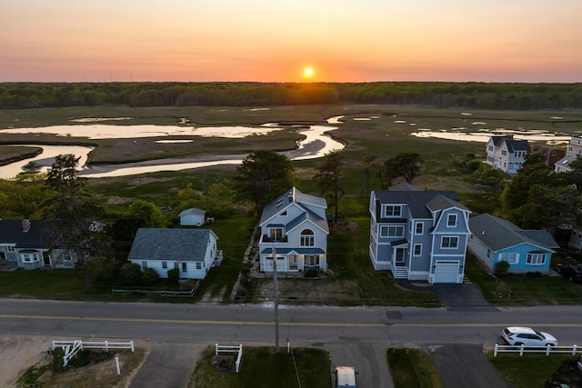 view of aerial view at dusk