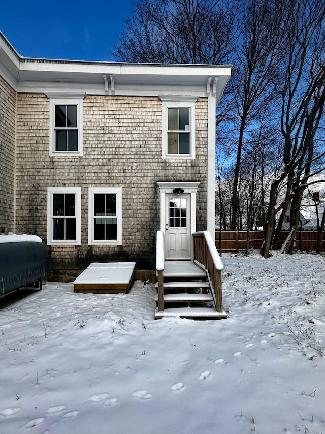 view of front of property