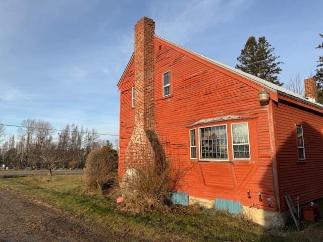 view of property exterior