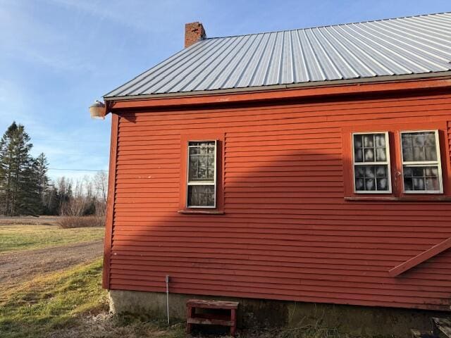 view of property exterior