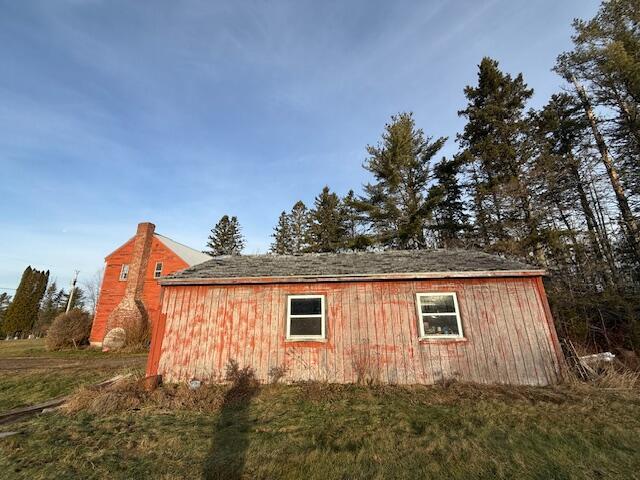 view of side of home