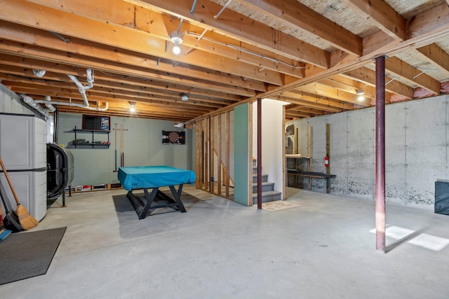 basement featuring billiards