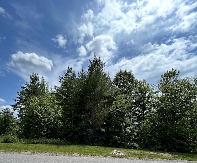 Listing photo 2 for LOT11 Overlook Dr, Hallowell ME 04347