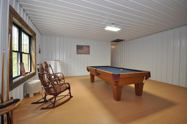 recreation room featuring light hardwood / wood-style floors and pool table